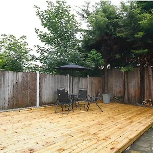 Smart Comfy Single Guest house London